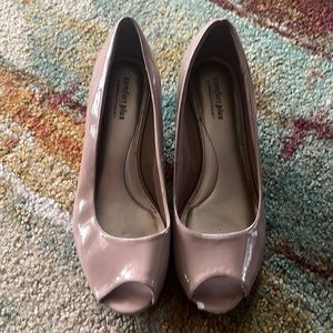 Women’s shoes